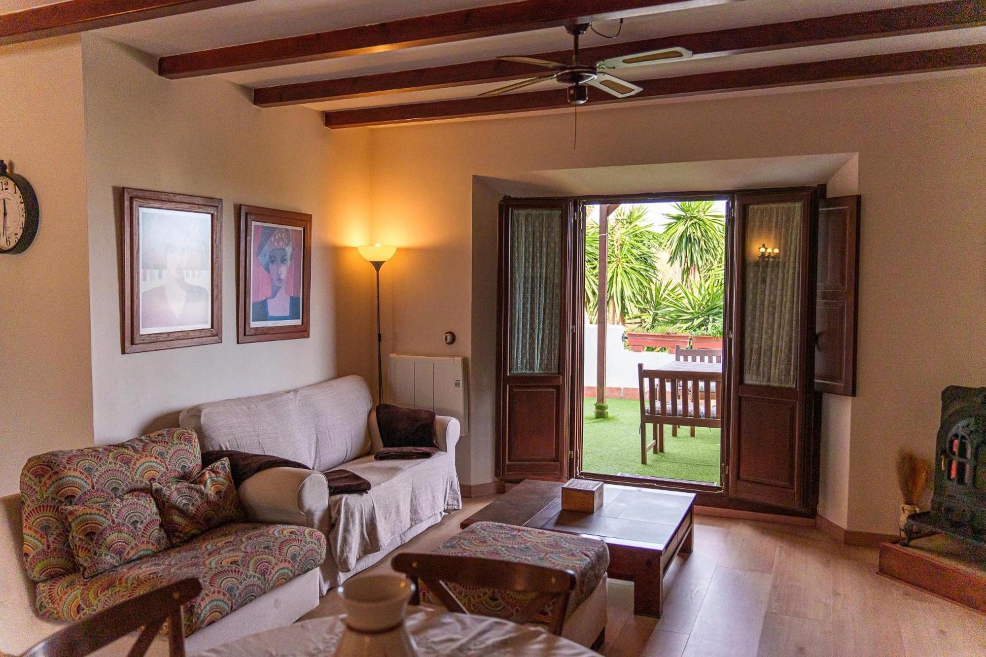 Villa Ibicenca Love Бенальмадена Экстерьер фото